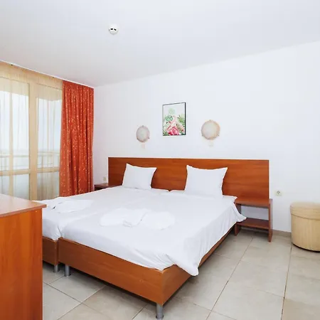 Arsenal Hotel