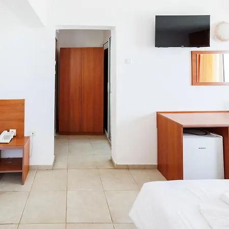Arsenal Hotel